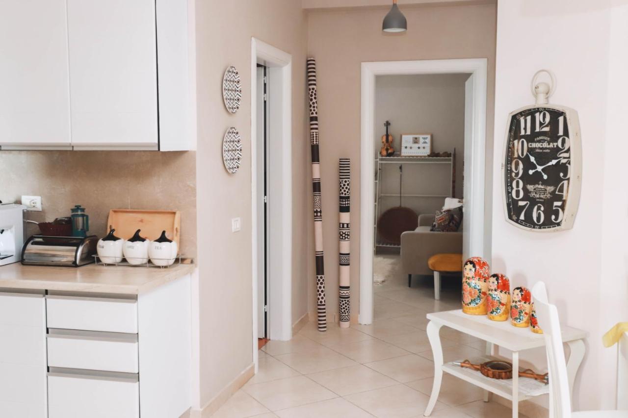 Large Apartment Near The Seaside Boulevard Lungomare Vlorë 외부 사진