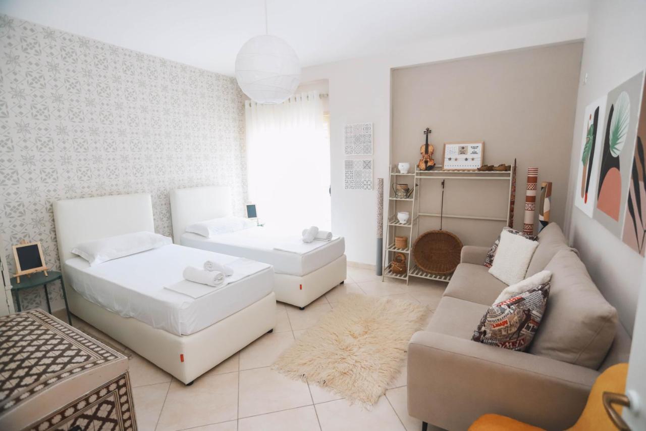 Large Apartment Near The Seaside Boulevard Lungomare Vlorë 외부 사진
