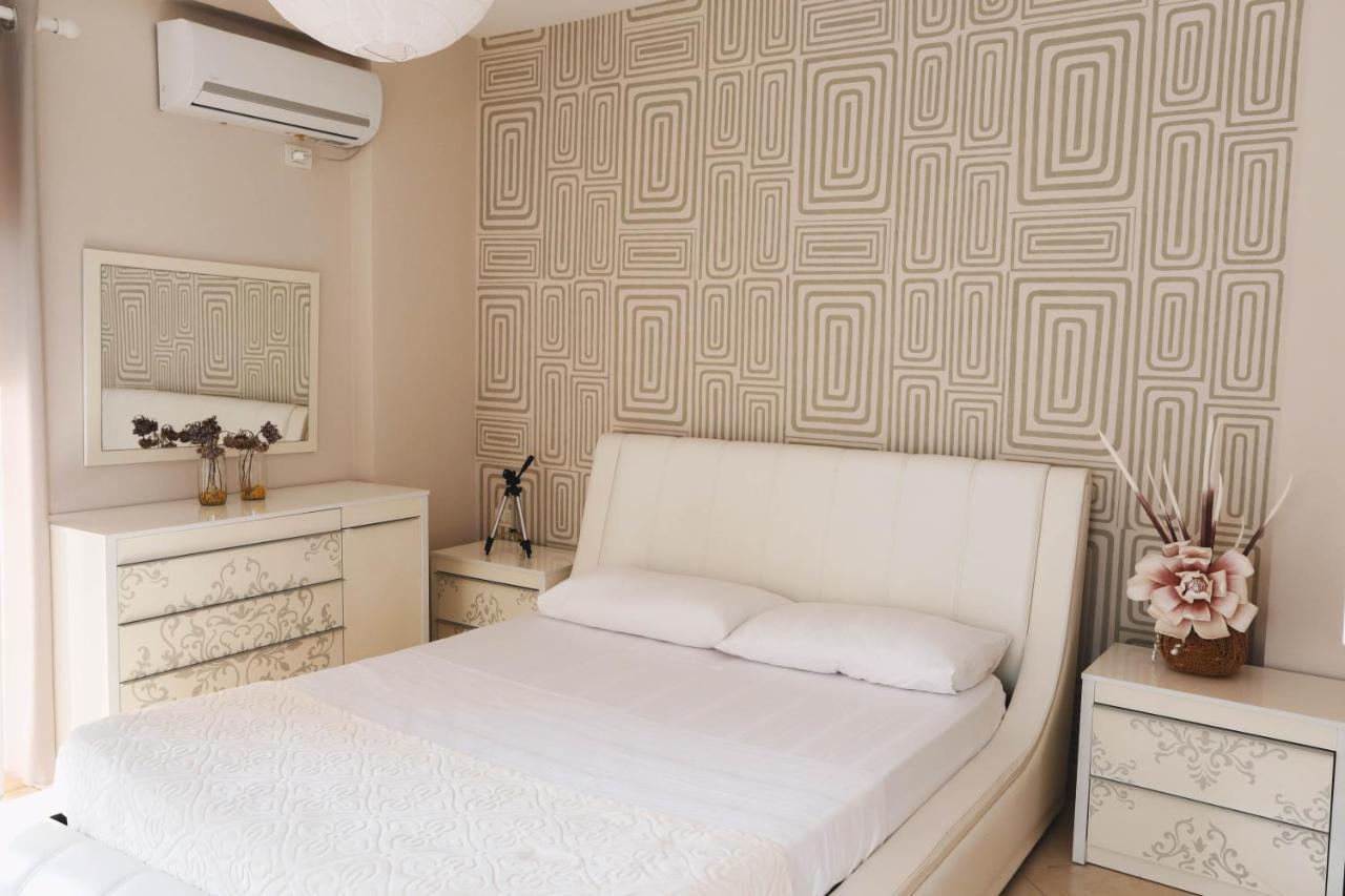 Large Apartment Near The Seaside Boulevard Lungomare Vlorë 외부 사진