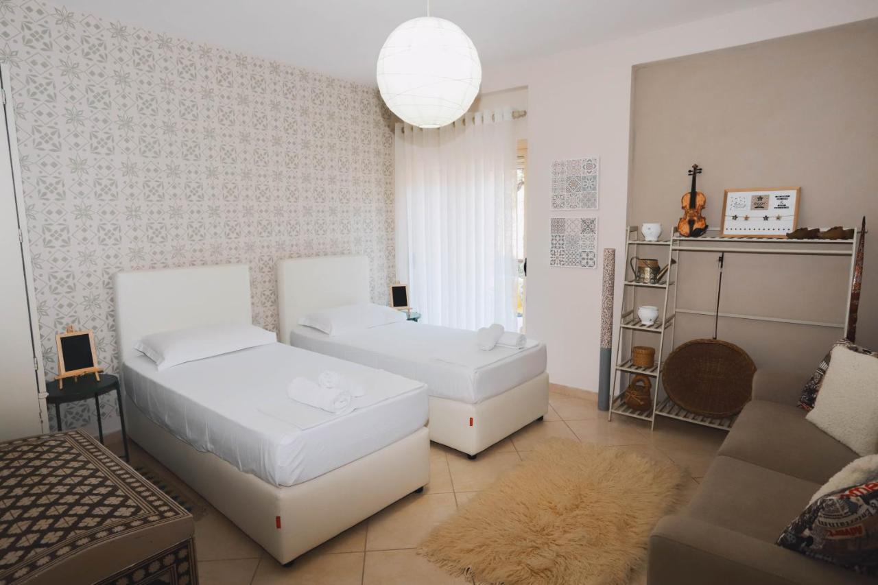 Large Apartment Near The Seaside Boulevard Lungomare Vlorë 외부 사진